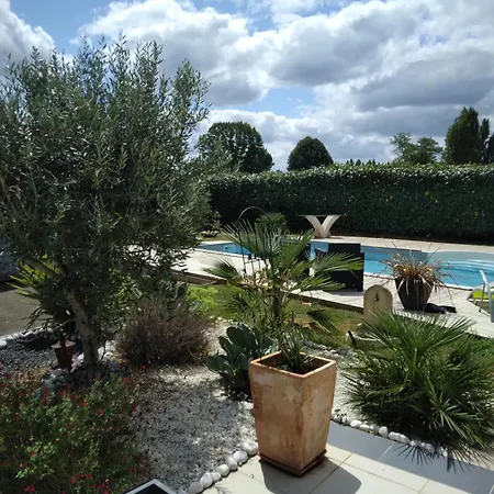 Maison De Vacances Seyresse Buitenkant foto